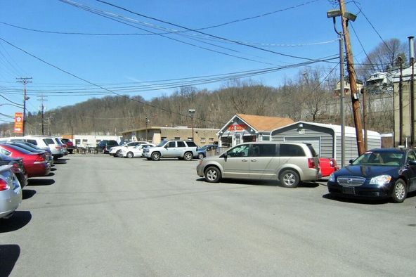 Retail, Office or Light Industrial: 1621 Saw Mill Run Blvd, Pittsburgh, PA 15210